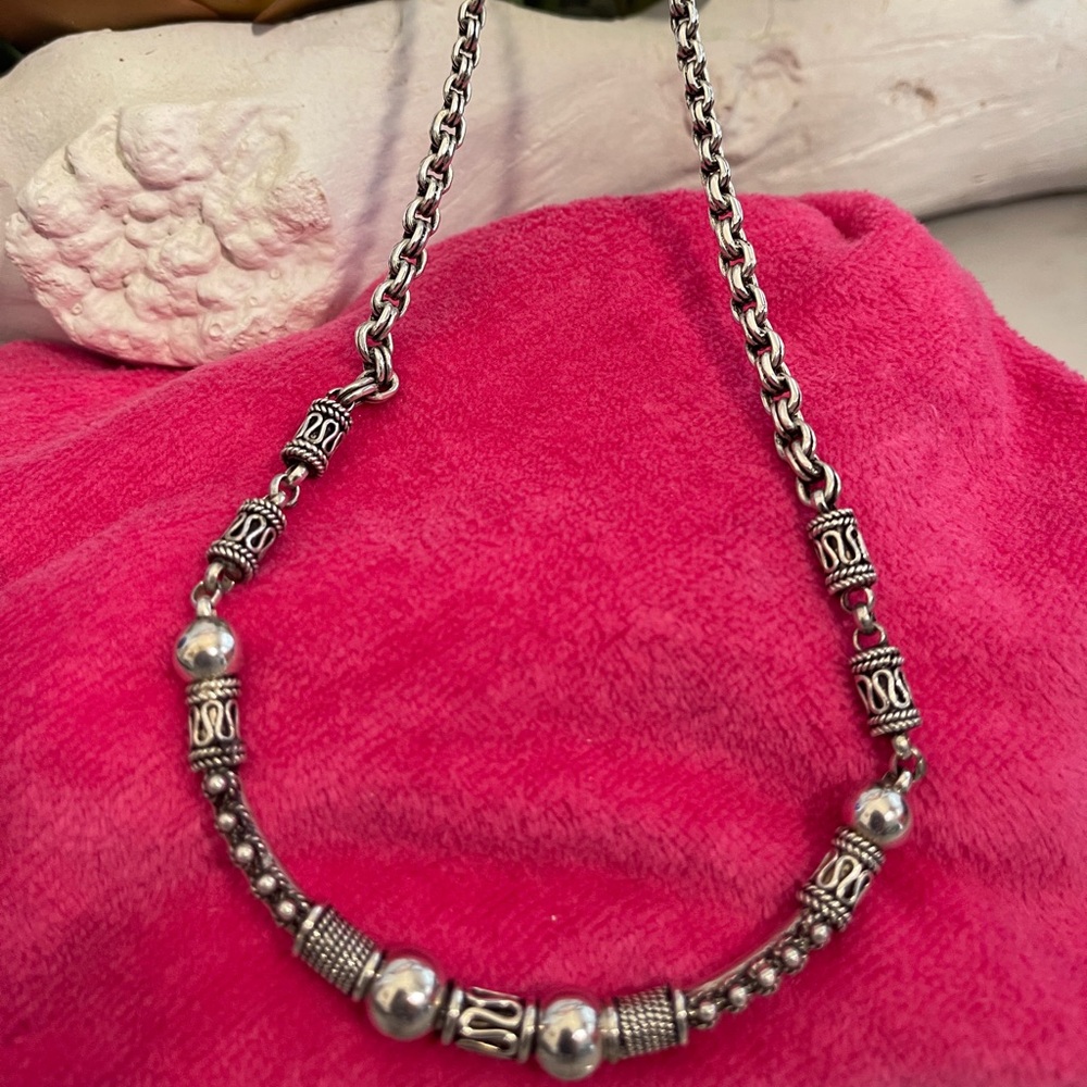 Stunning!  Women’s Bali Necklace. Heavy. 20”